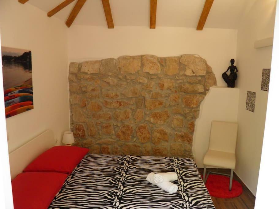 Romantic Apartment Donje Celo エクステリア 写真
