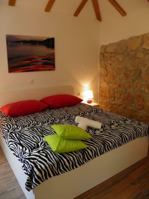 Romantic Apartment Donje Celo エクステリア 写真